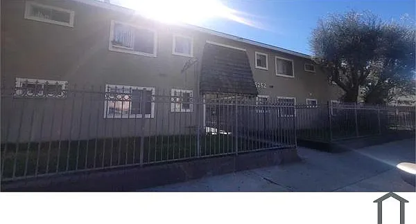 15252 Nordhoff St #3 — Photo 1