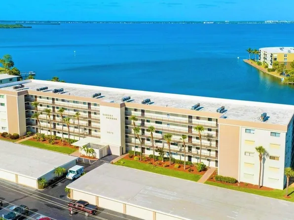 3873 S Banana River Blvd APT 503, Cocoa Beach, FL 32931