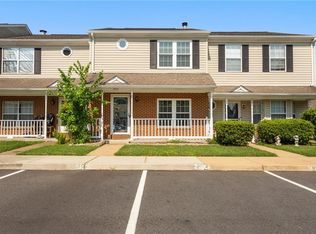 202 Monument Ct, Yorktown, VA 23693