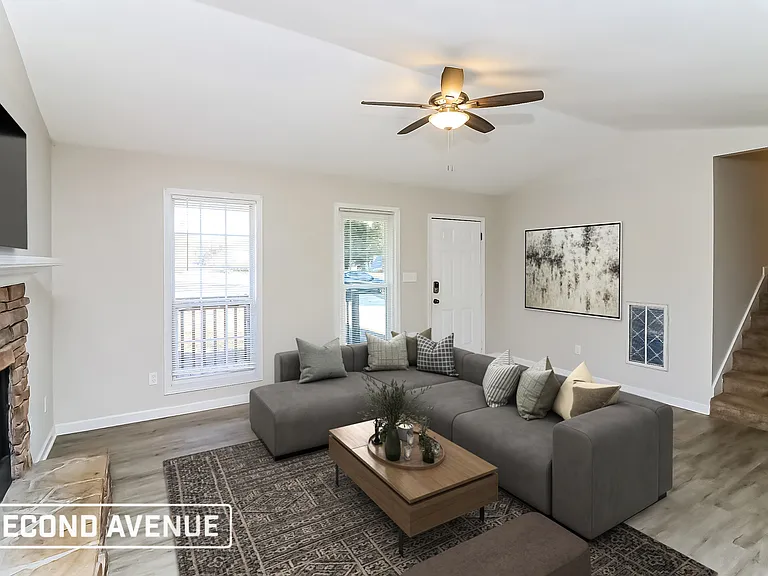 58 Southwind Dr — Photo 2