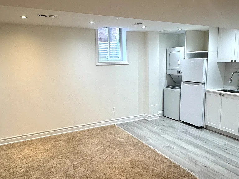 9 Lebovic Dr #BASEMENT — Photo 5