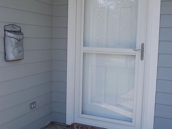 5th image of 535 Holly Rd
