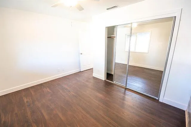 2340 Aldersgate Ct — Photo 16