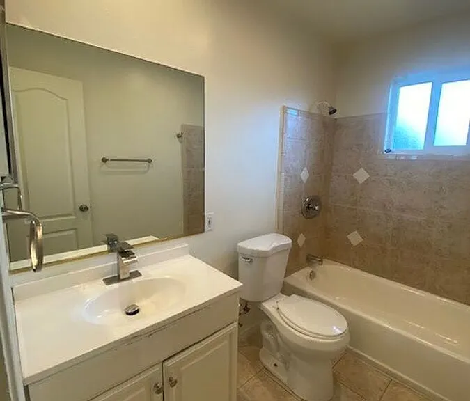 10648 N 15th Ave #2 — Photo 20
