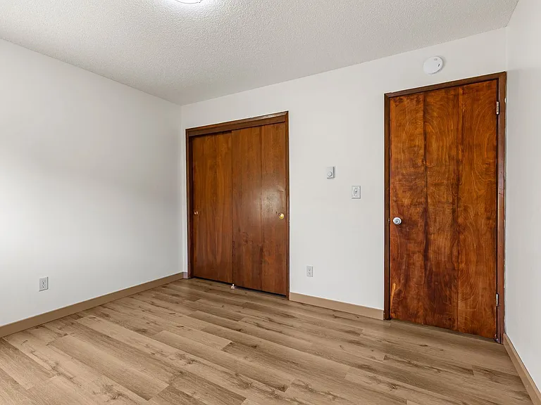 2947 SE Washington St — Photo 15