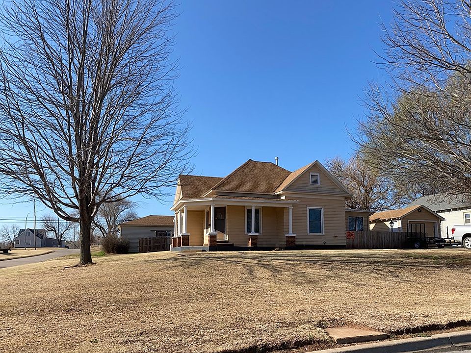 1103 Maple St, Alva, OK 73717 Zillow
