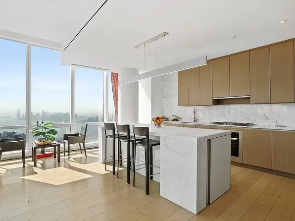15 Hudson Yards 63A image 3 of 8