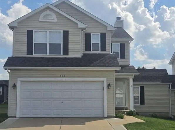 206 Colonial Xing, Wentzville, MO 63385