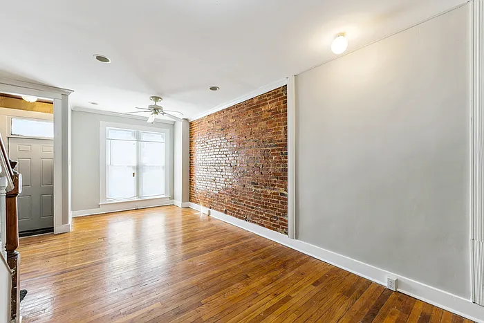2503 McCulloh St — Photo 7