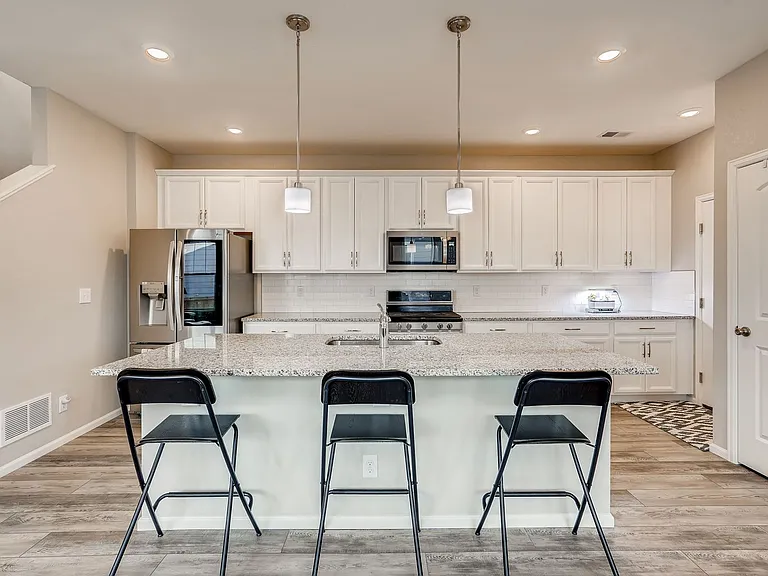 13710 Ash Cir — Photo 12