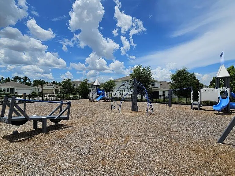 3190 Sailing Pier Ave — Photo 60