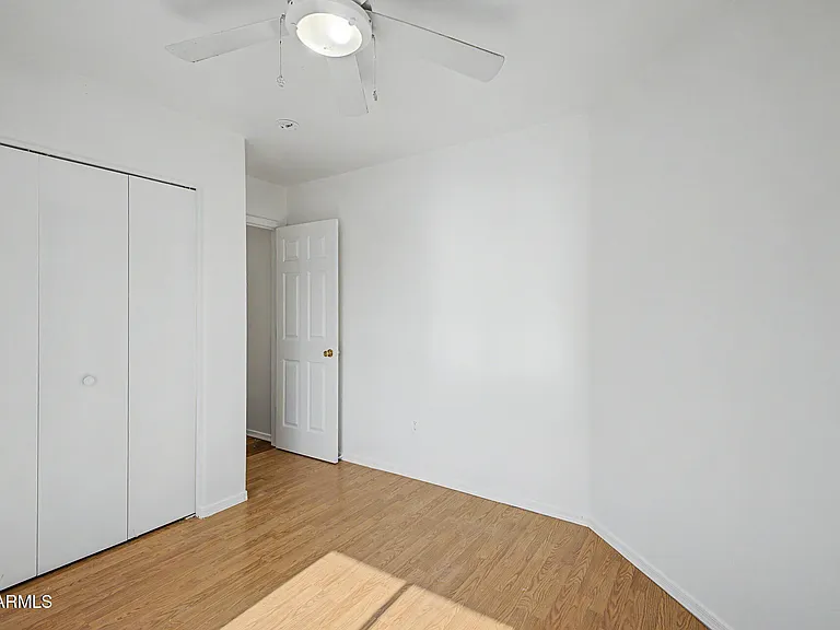1830 N Center Ave — Photo 8