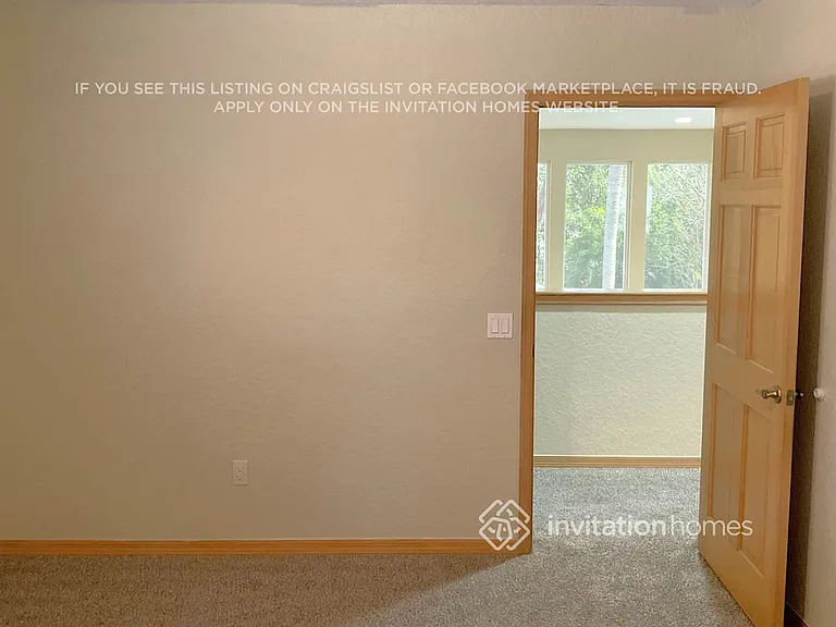 6020 NW 67th Ct — Photo 9