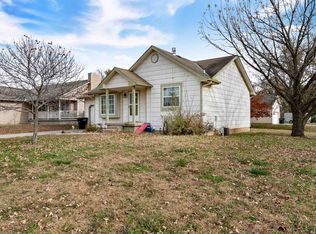 2500 Mainsgate Dr, Augusta, KS 67010