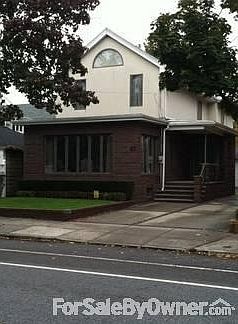 2nd image of 3915 Bedford Ave