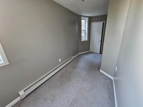 811 Montgomery Street image 5 of 7