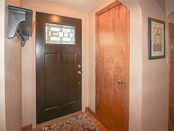 2nd image of 164 Gill Hall Rd