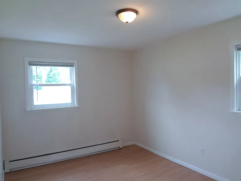 705 E 3rd St #2 — Photo 7