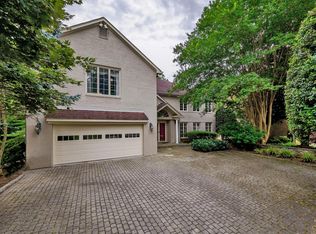 6513 Kenhill Rd, Bethesda, MD 20817