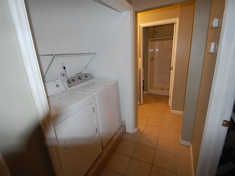 2427 W Clifton Ave #2 — Photo 10