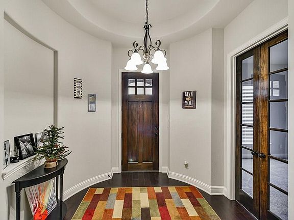 4th image of 132 Cool Brook Dr