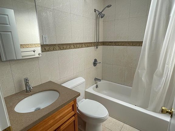 2nd image of 157 S Parkview Ave #6
