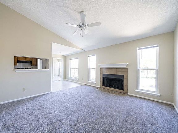 2nd image of 740 Residenz Pkwy #791B