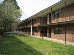 237 W Ocean View Ave #17, Norfolk, VA 23503
