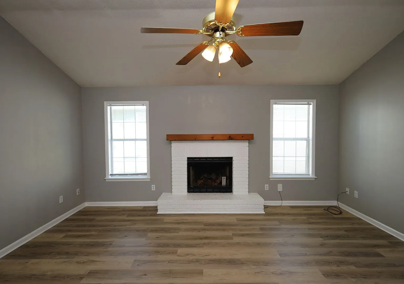 1332 Edgewood Drive — Photo 3