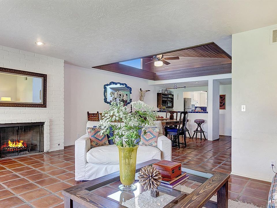 2nd image of 48475 Alamo Dr