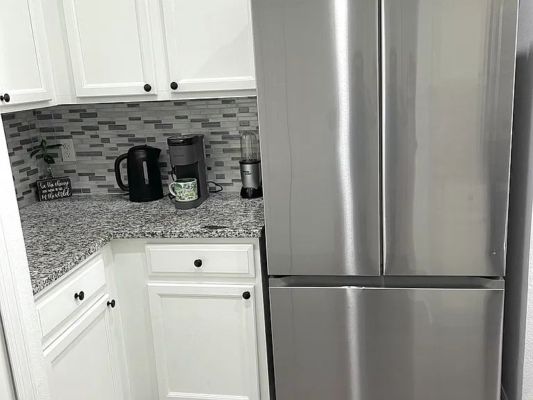 1548 Tiverton Blvd #3 — Photo 10