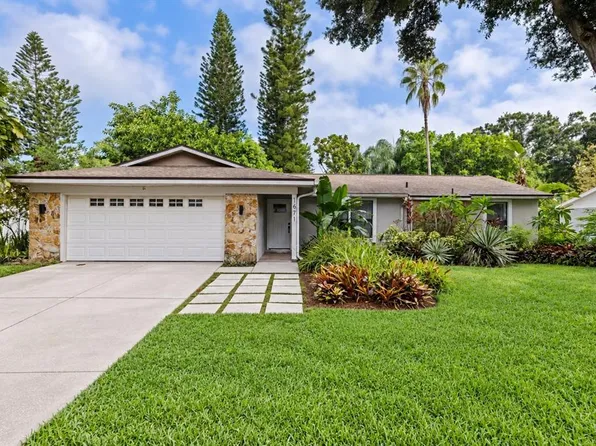 1671 CASTLEWOOD LANE, PALM HARBOR, FL 34683