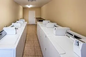 Sunny Gate Apartments — Photo 9