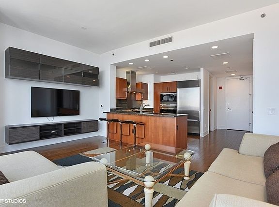 5th image of 401 N Wabash Ave Unit 60C