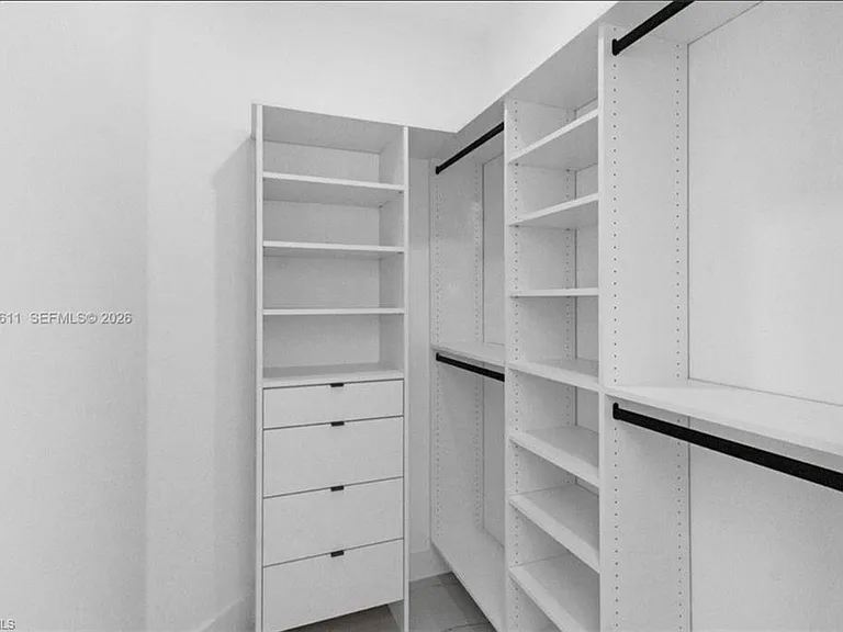 5045 Benton St — Photo 12