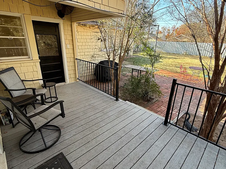 856 Highland Ave — Photo 9