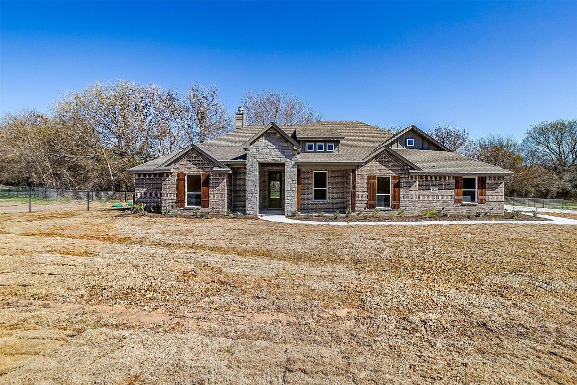 2025 Sky Rnch, Weatherford, TX 76086 Zillow