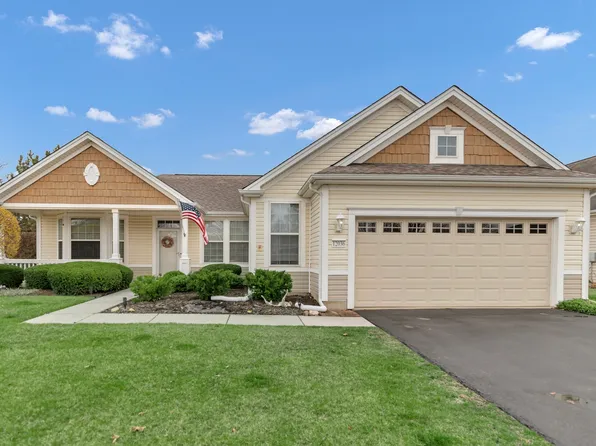 12036 Sweetwater Ln, Huntley, IL 60142