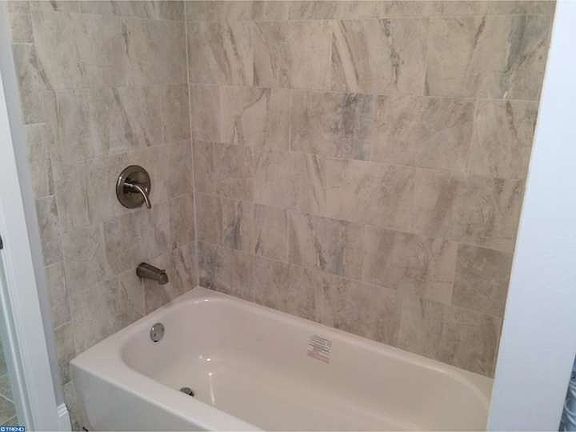 4th image of 6893 Woodland Ave