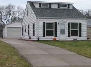 2466 Fruitland Blvd SW, Cedar Rapids, IA