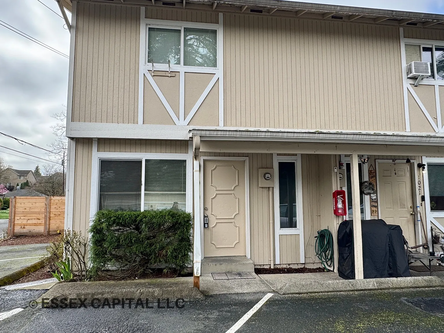 2 bed, 1200 sqft, $1,550 — Photo 1