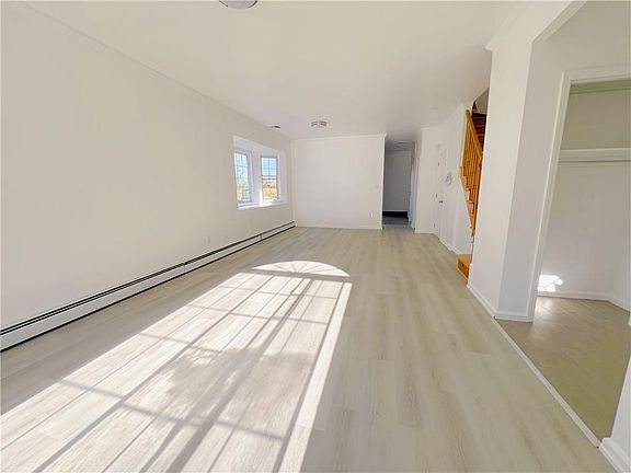 2nd image of 431 Patterson Ave
