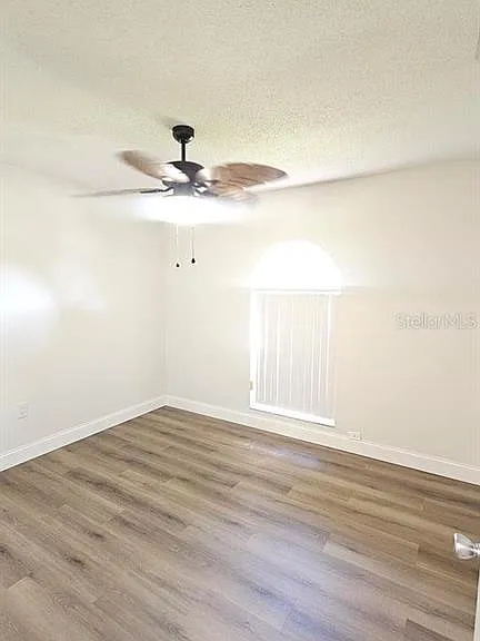 3938 Creek Woods Dr — Photo 7