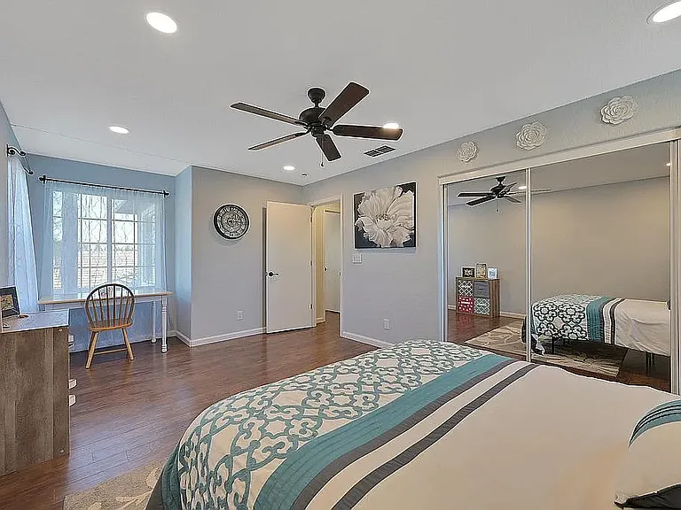2052 Gold River Dr — Photo 28