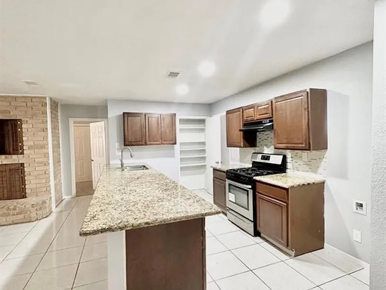 16110 White Star Dr — Photo 6