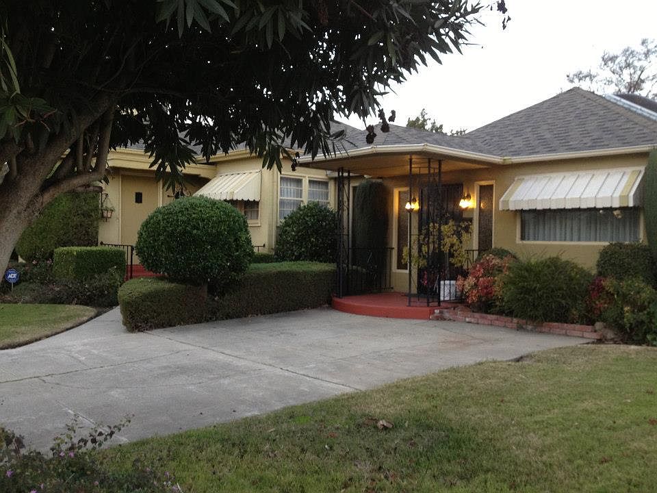 1st image of 1355 E Stadium Dr
