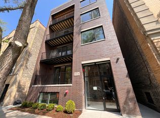 906 W Dakin St #401, Chicago, IL 60613