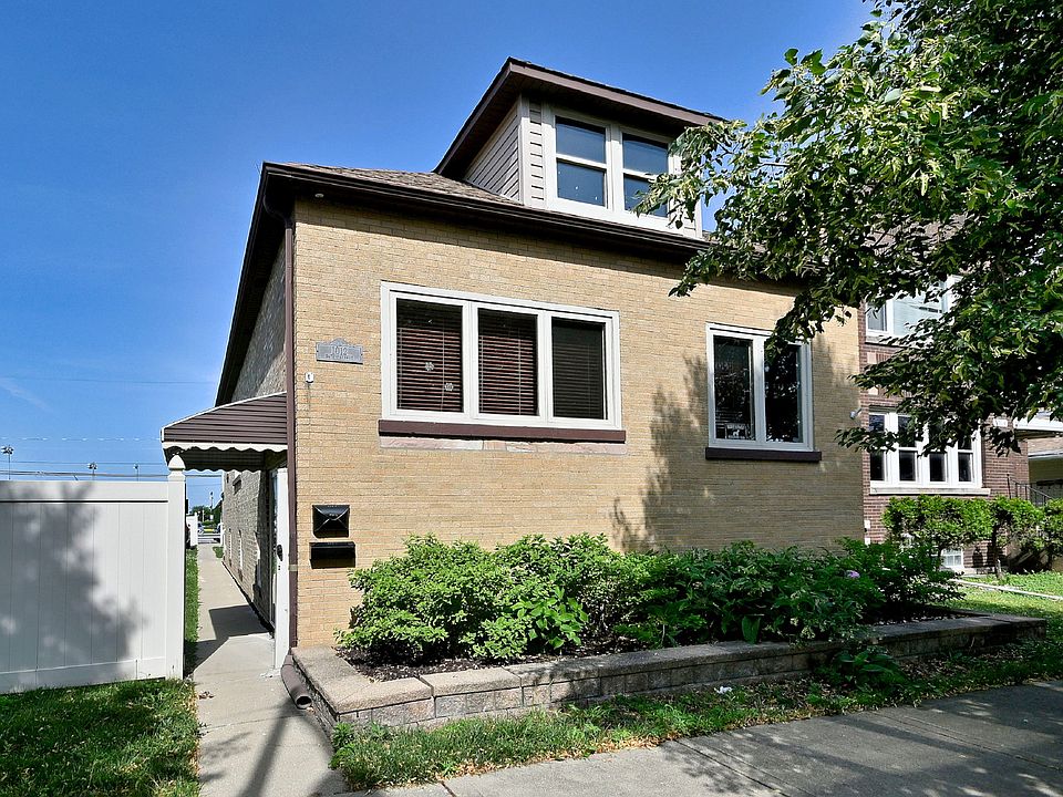 1st image of 1012 N 24th Ave