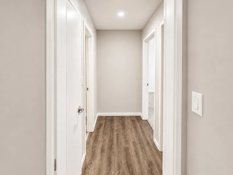 Lexington Hills Apartments — Photo 82