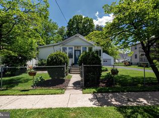 722 Rively Ave, Collingdale, PA 19023